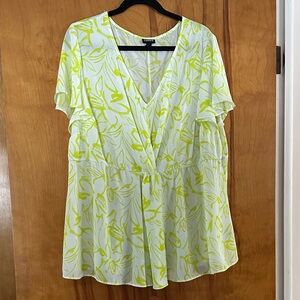Torrid Lime Green Floral Blouse